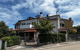 Apartmani Rozi